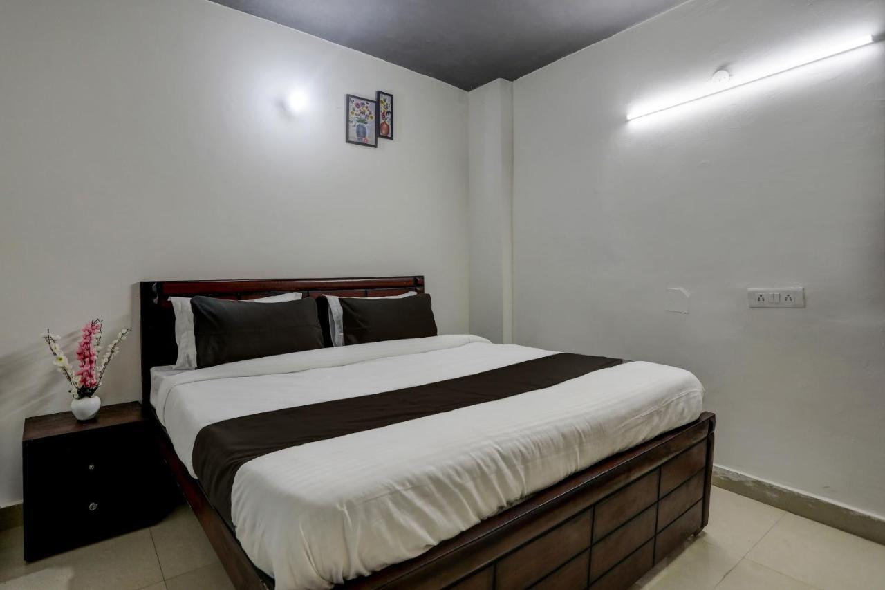 Hotel O The Royal Villa 뉴델리 외부 사진